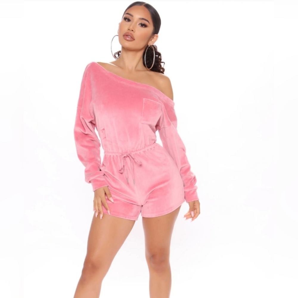 Pink Velour Romper 🩷 Small
